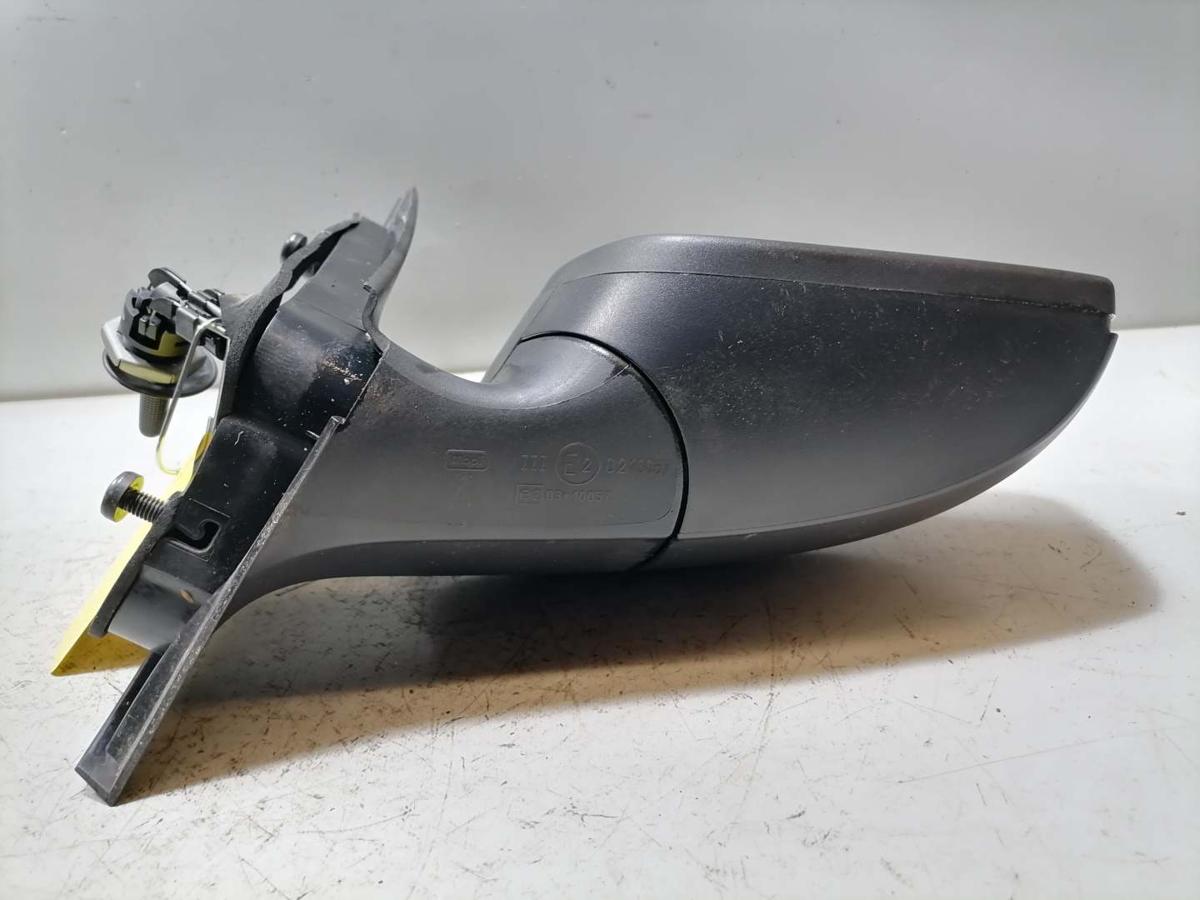 Seat Mii original Au&szlig;enspiegel rechts manuell verstellbar unlackiert BJ13